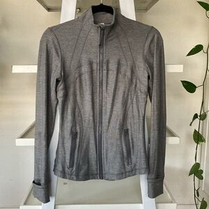 Luluemon define jacket size 6